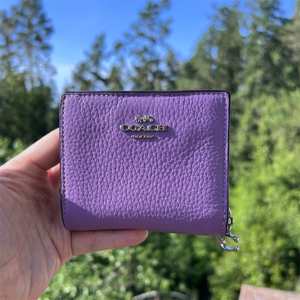 COACH Purple Pebble Leather Bifold Snap Wallet with Silver Hardware AUTHENTIC